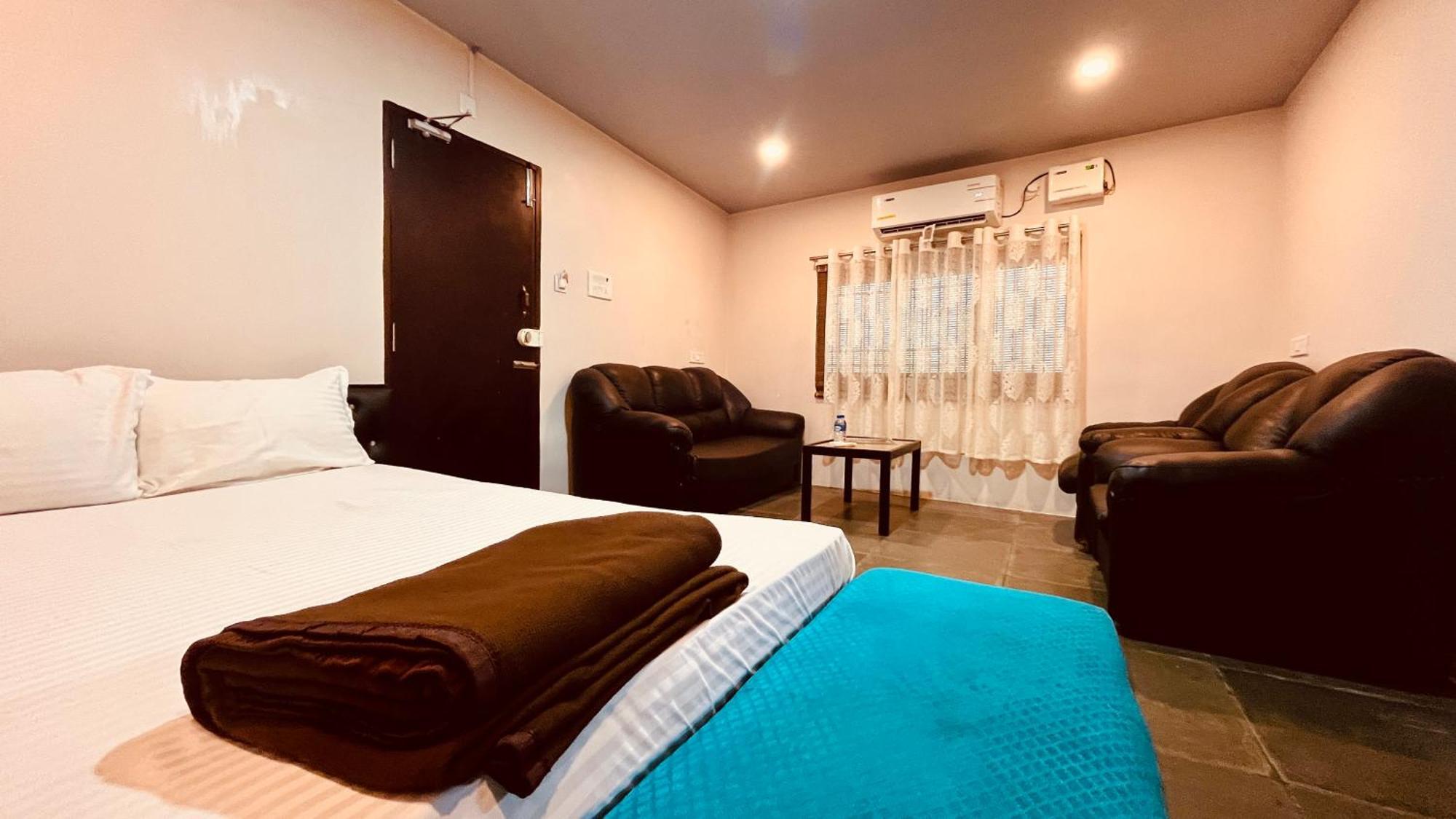 Mermaid Island Beach Resorts Pondicherry Bagian luar foto